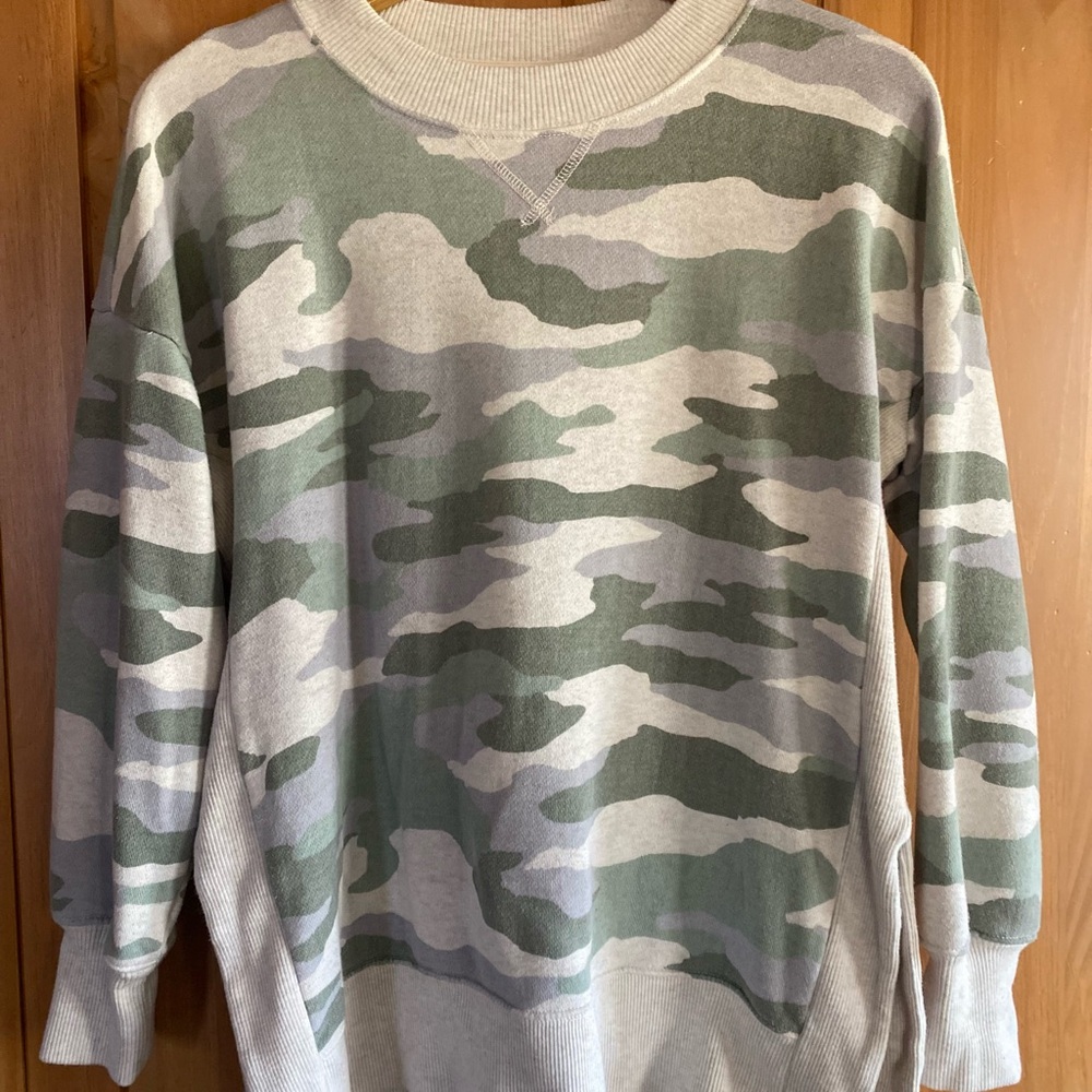 aerie Camouflage Crew Neck Sweatshirt.  Ladies Size Medium